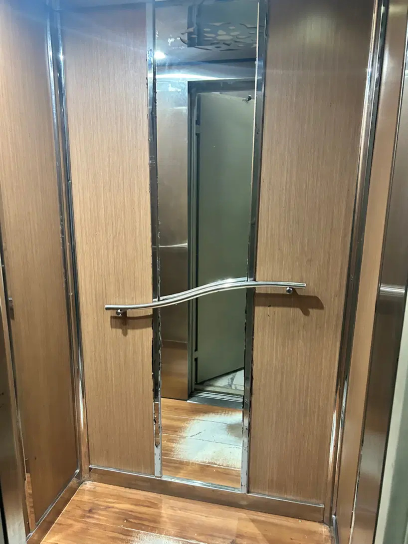 فروش آپارتمان ۸۰ متری شهرک کرمانیه با پارکینگ