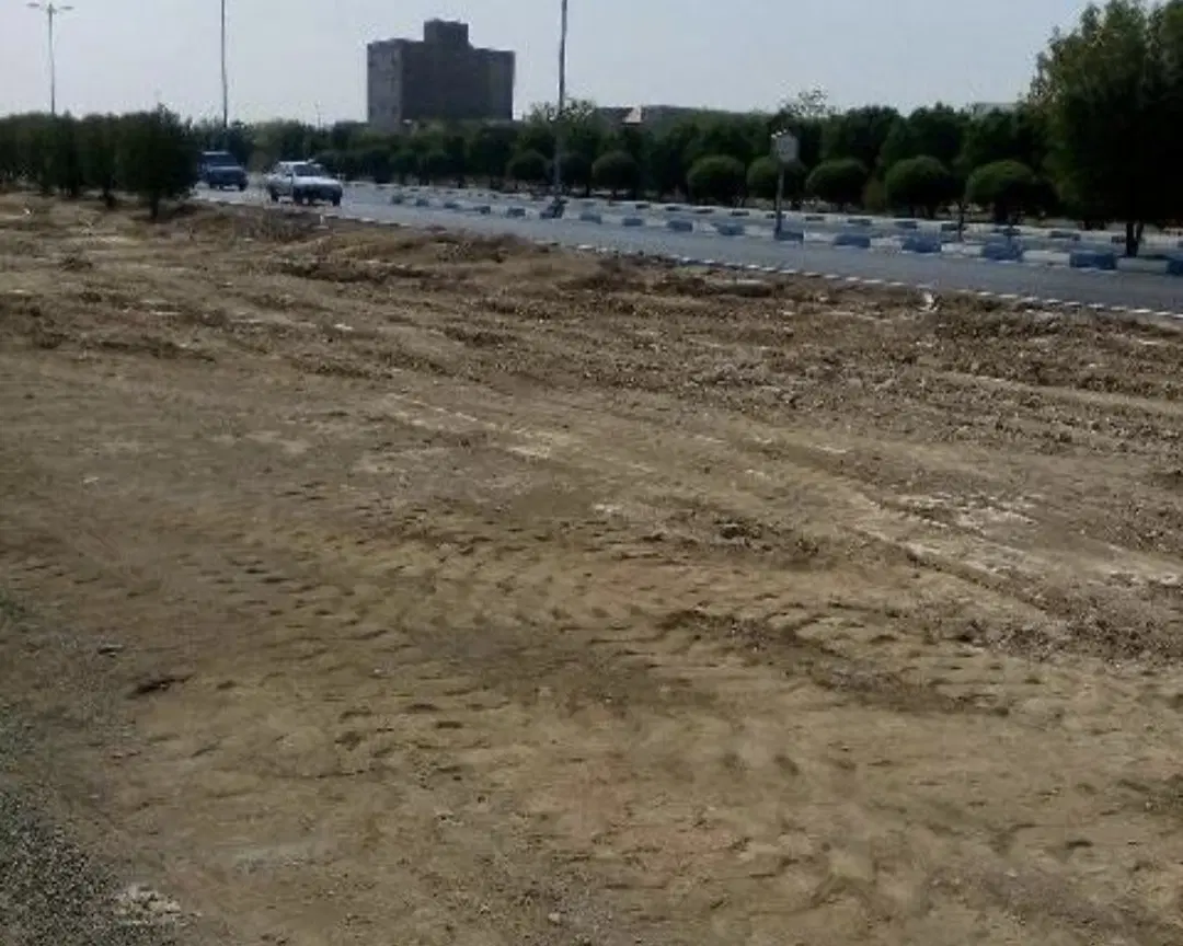 زمین فروشی