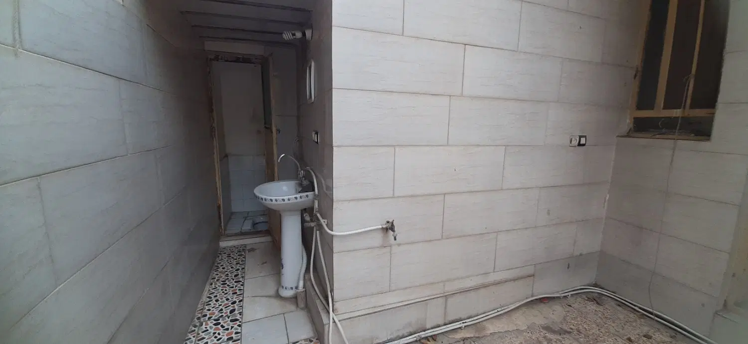 همکف مستقل گلدشت شرقی