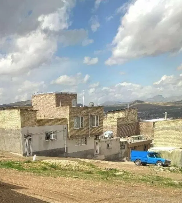 زمین دهنه ۱۰