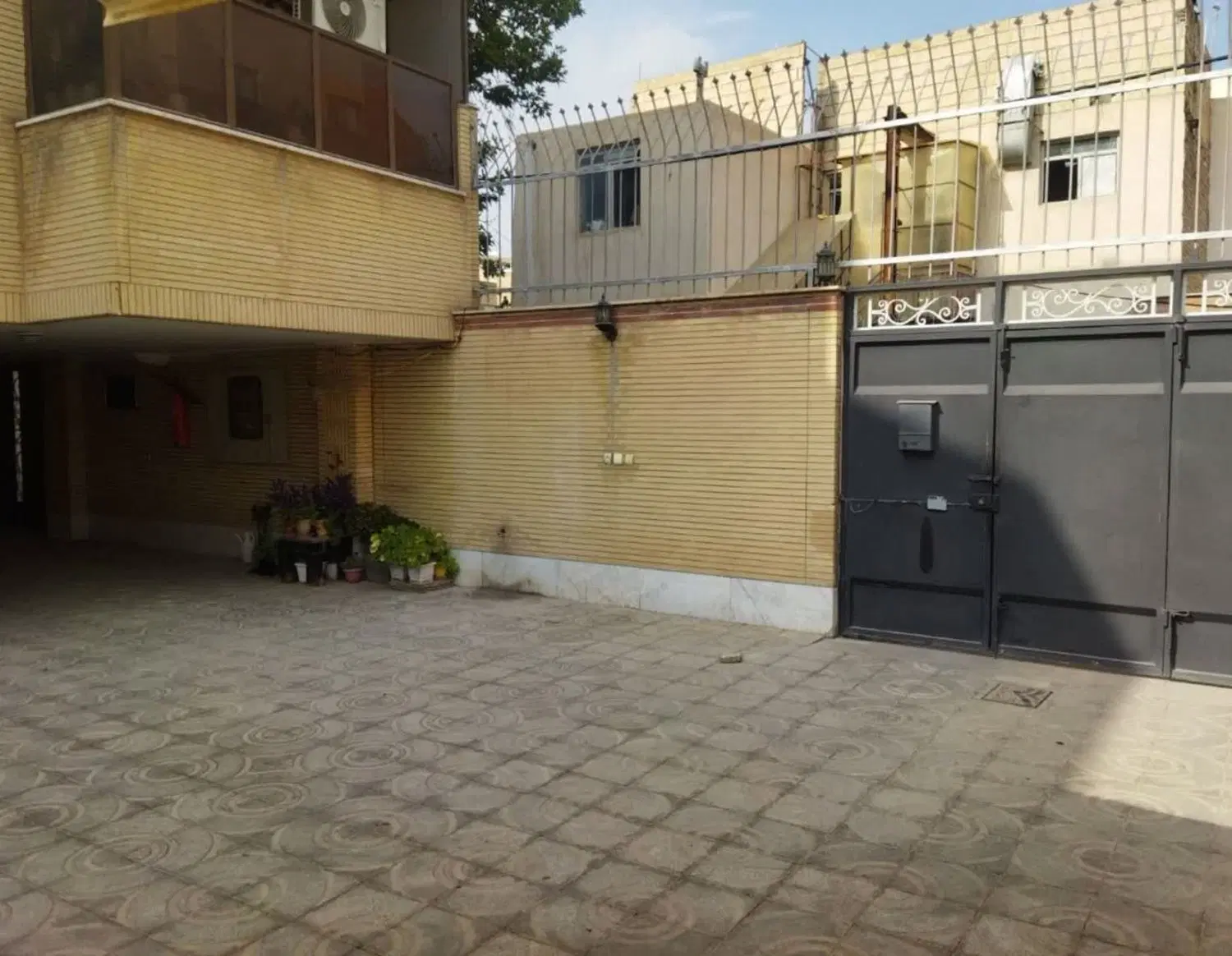 اپارتمان دوخوابه