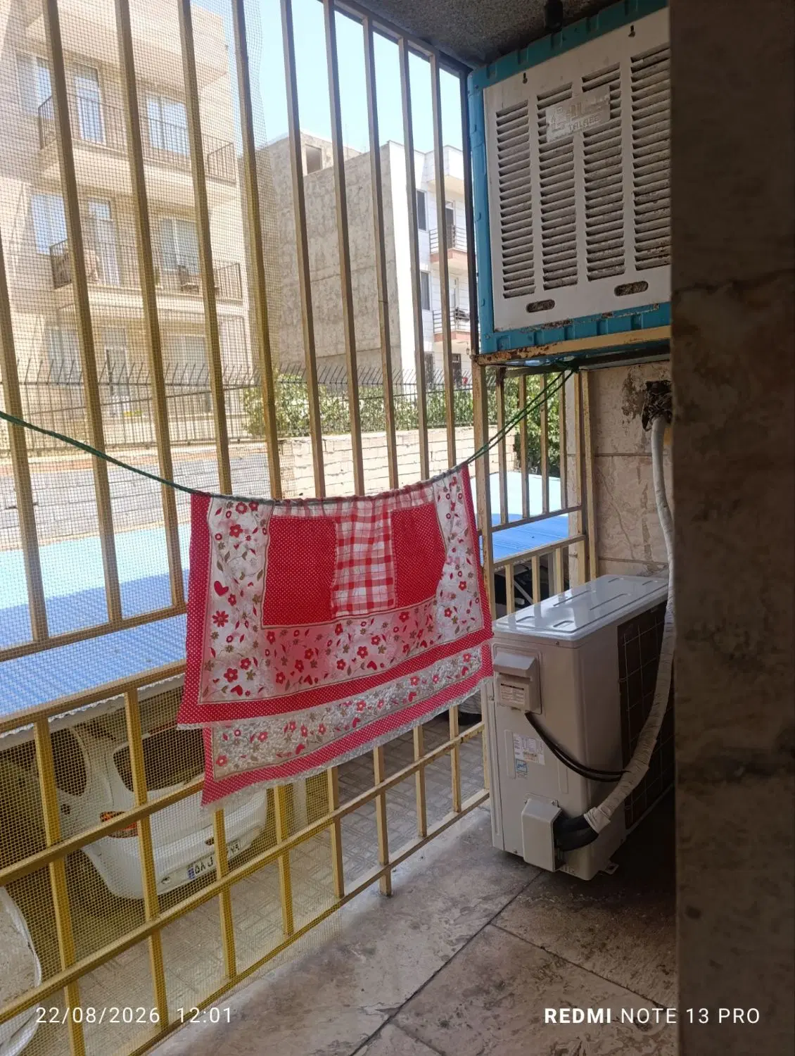 استیجاری طبقه بالای همکف