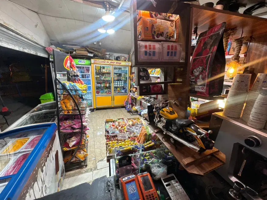 فروش کامل کافه و مغازه