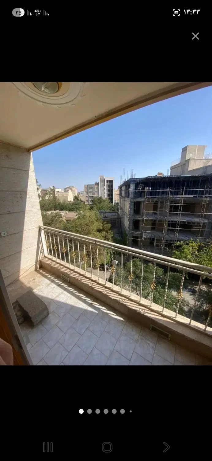واحد ۹۳ متری مجتمع نیاوران