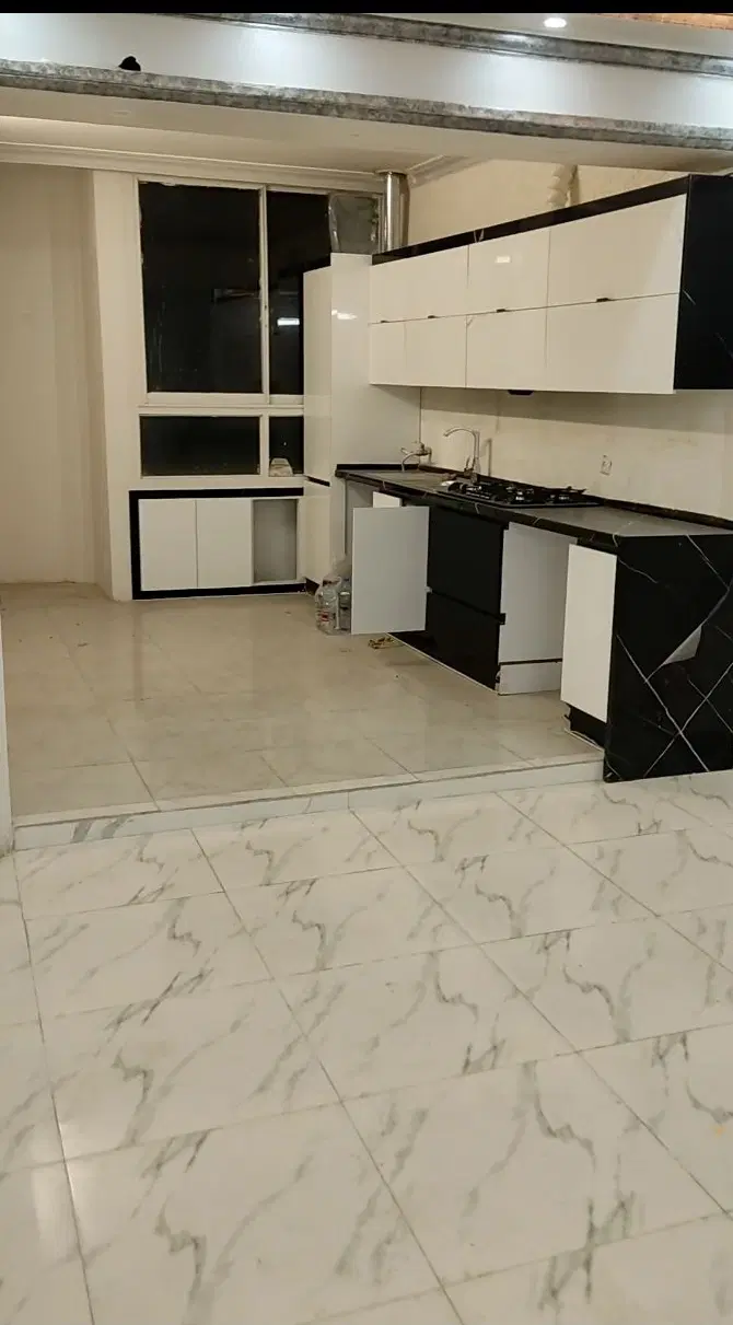 ۱۱۰ متری دو‌خواب در احمدآباد
