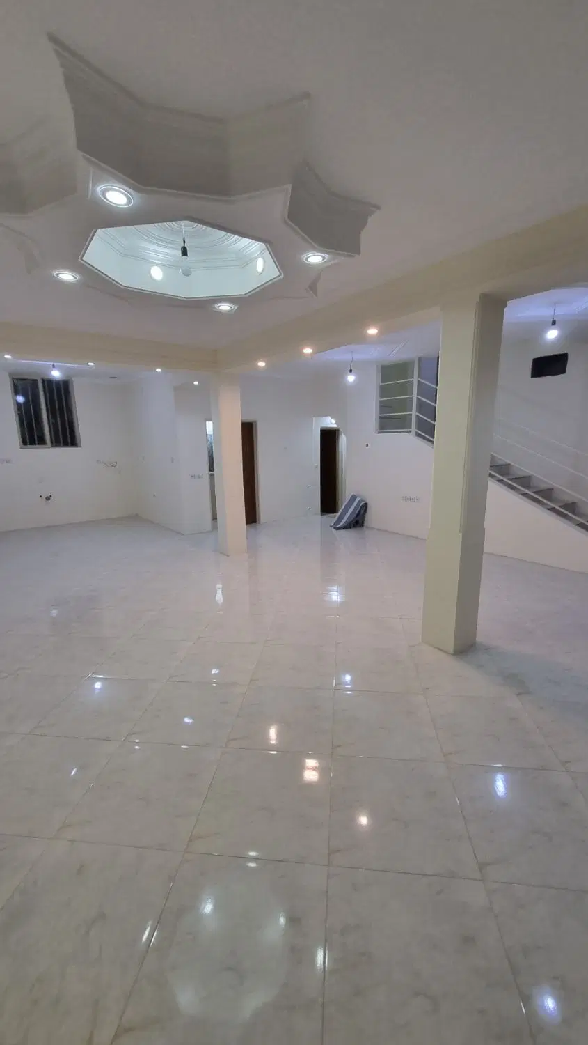 خانه ویلایی نوساز فرح آباد