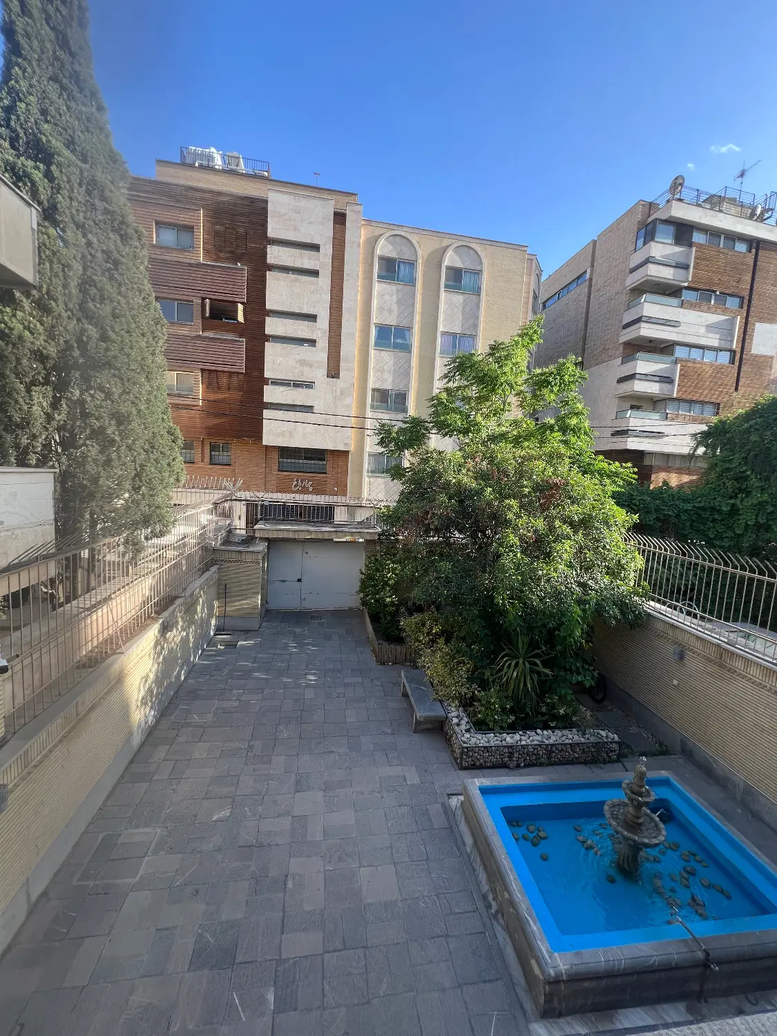 اجاره اتاق در مجموعه زیبایی محدوده چهارباغ بالا