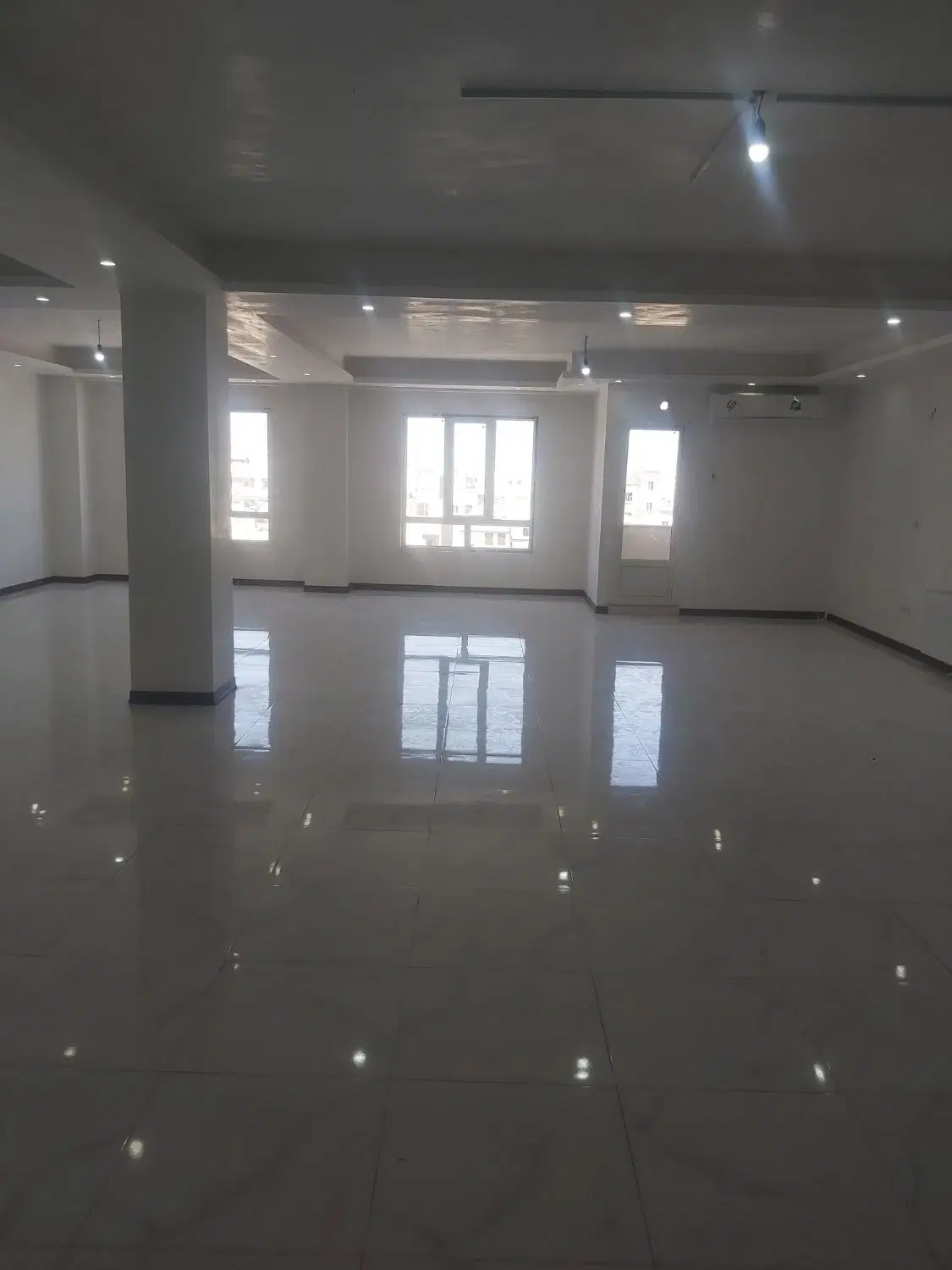 آپارتمان اداری ۱۶۸ متری گلستان