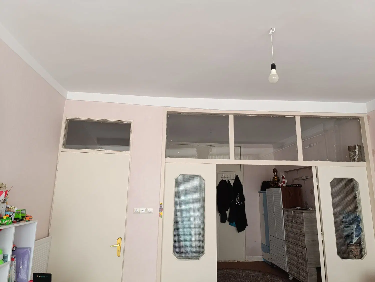 خانه ی اجاره ای طبقه اول حیاط دار
