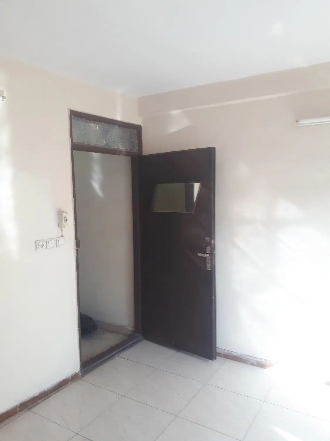 دفتر کار شریعتی