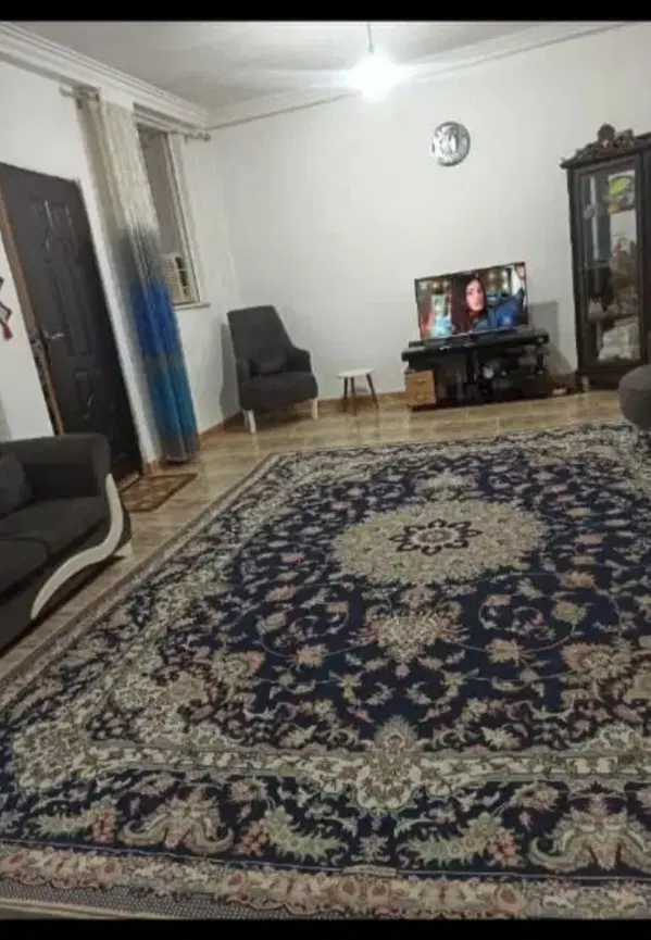 فروش واحد ۸۴متر _ چند سال ساخت _ فلکه گاز
