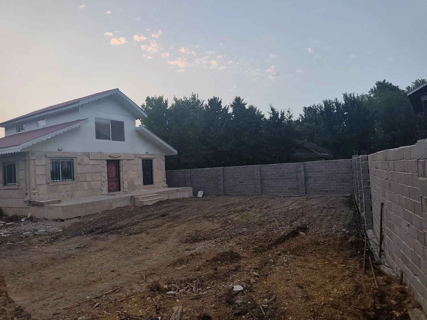ملک فروشی