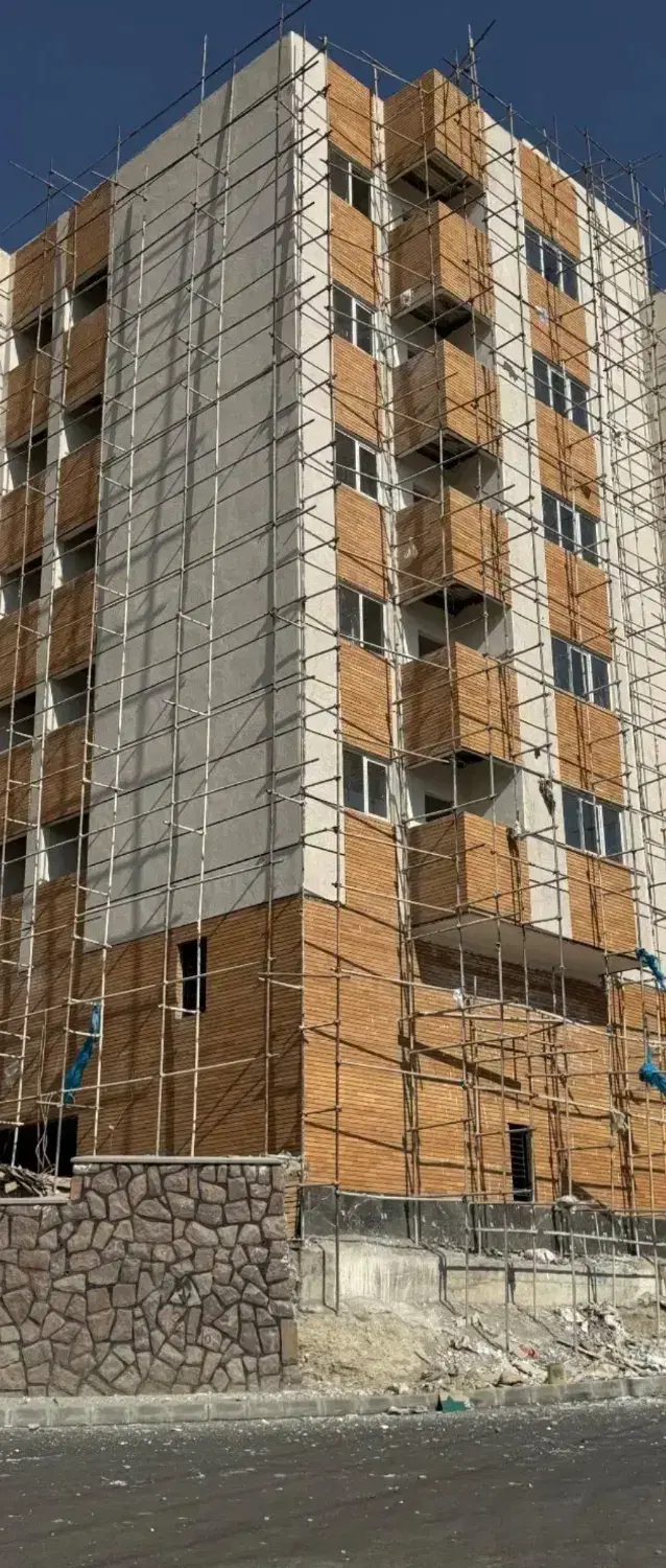 تنها با ۴۰۰ تومن در پردیس صاحب خانه شوید