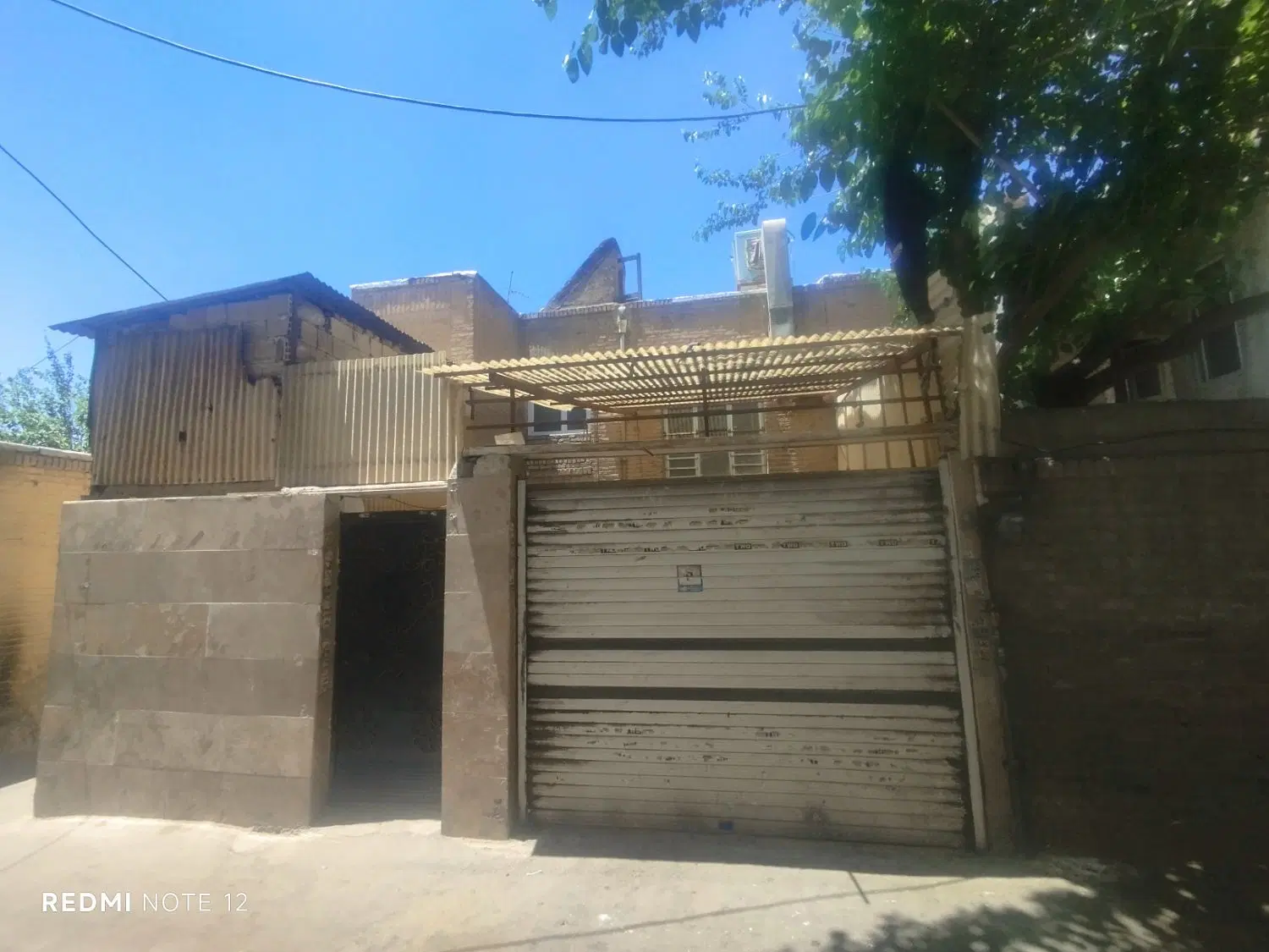 دوطبقه حیاط ماشین رو زمین 70متر دونبش تخلیه