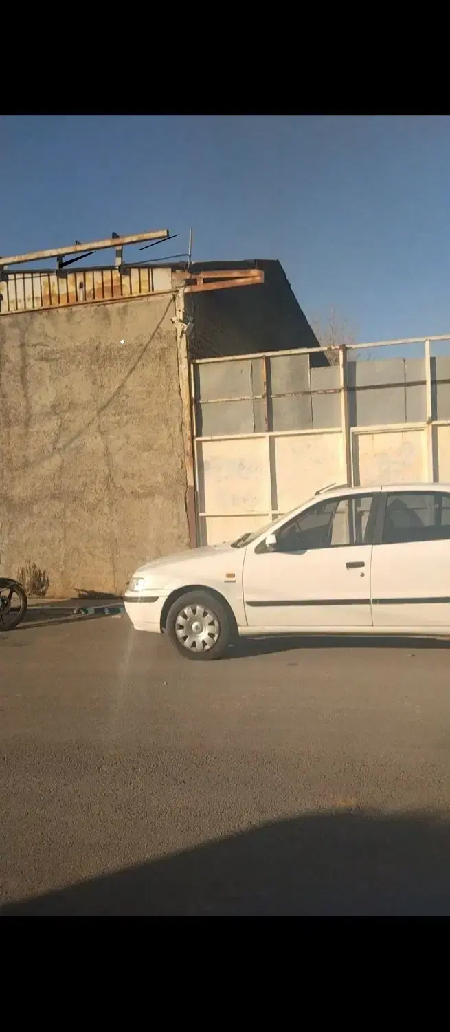 فروش گاوداری ۲۰۵۰ متر _۳ کله _۲ سوله _نظراباد