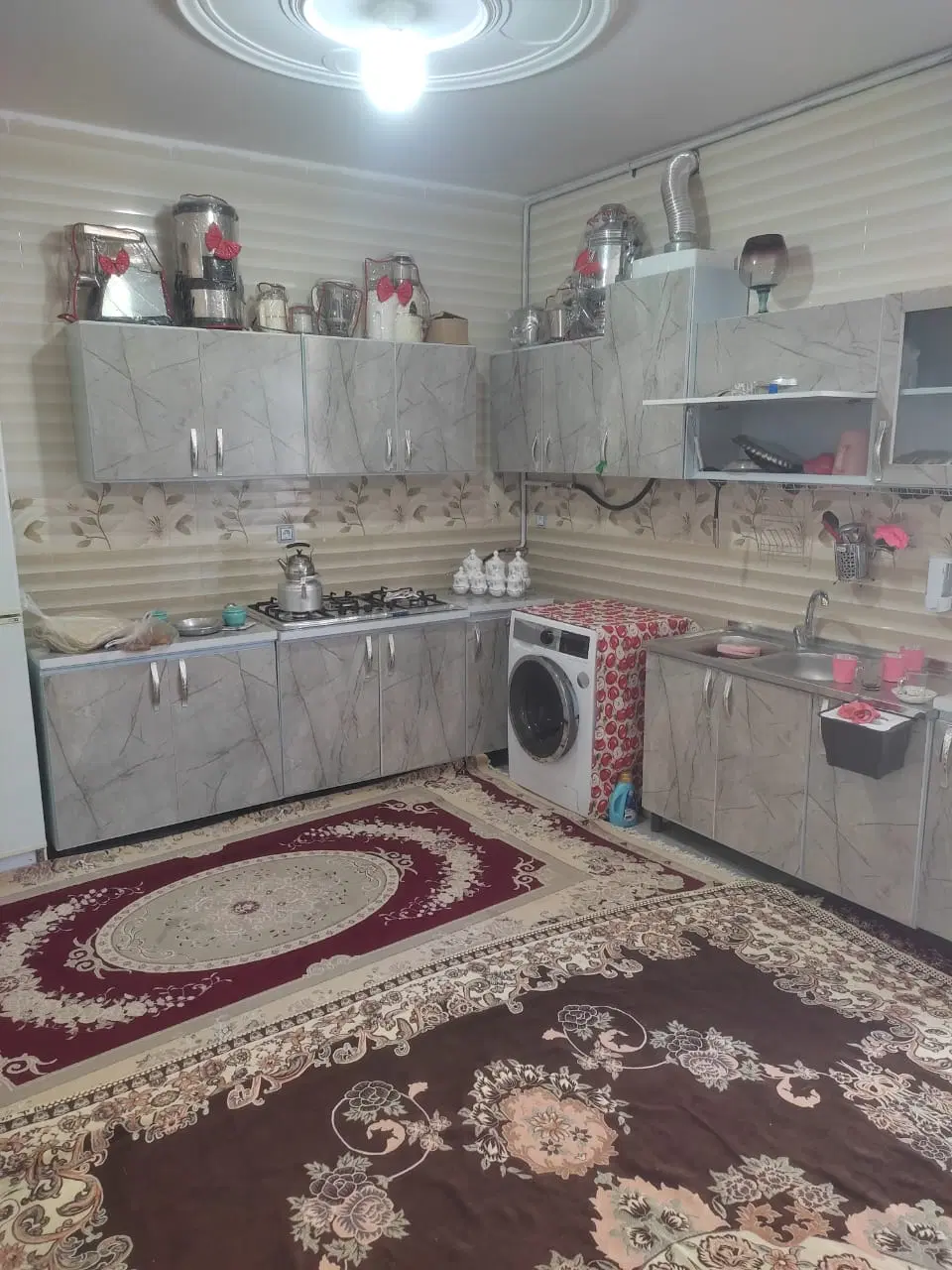 سوییت اجاره ای تمیز برای بومی ومسافر  پارکینگ دار