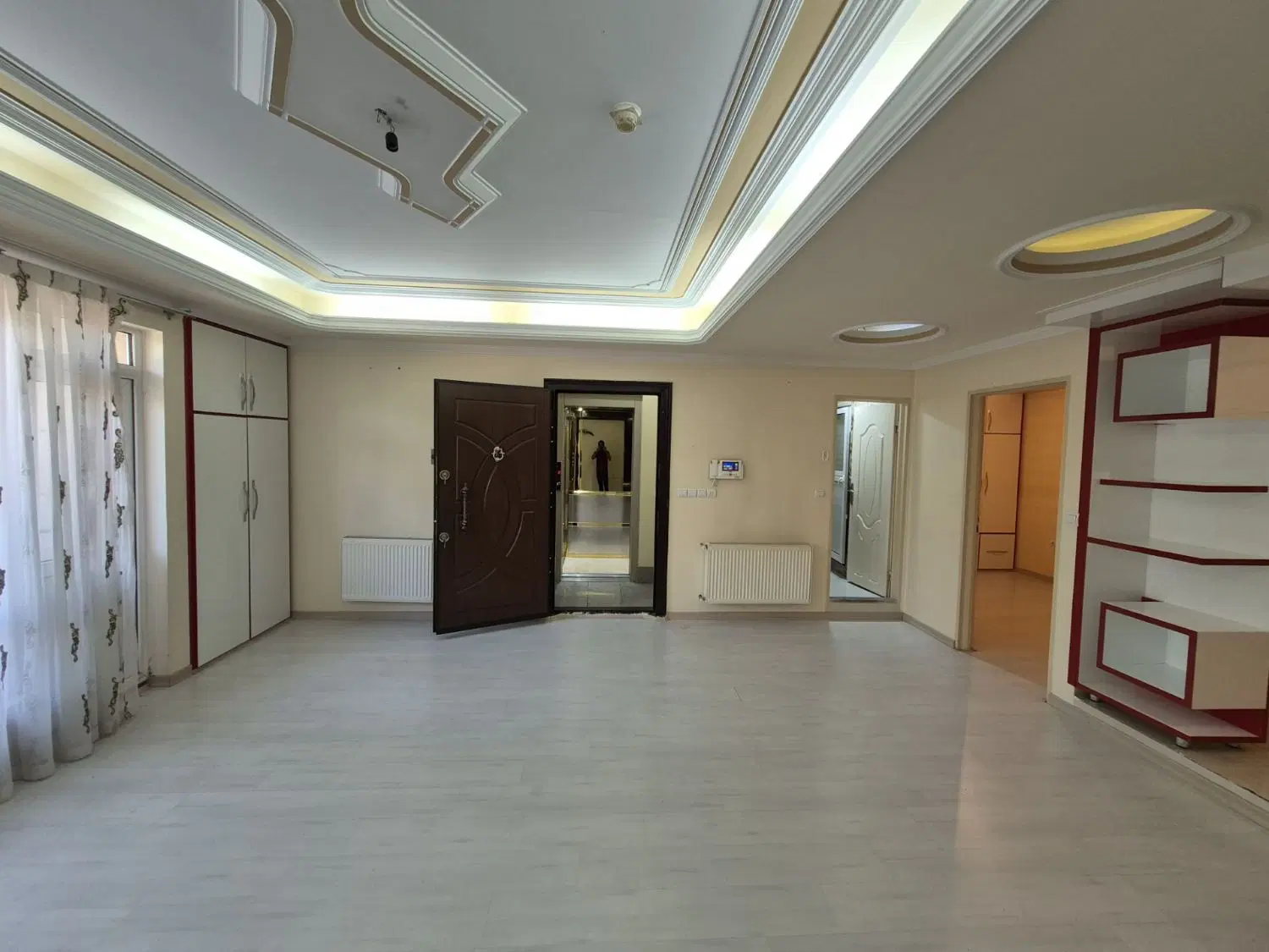 فروش ۷۵مترواحدشیک