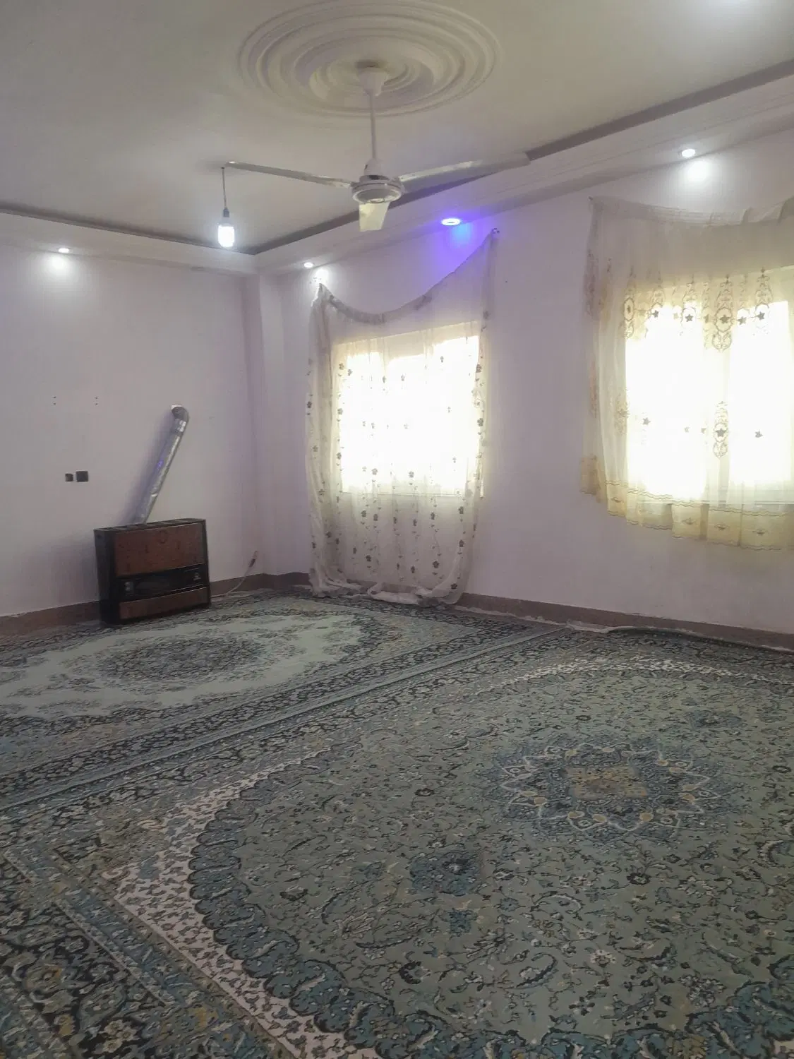 فروش یک واحد خانه