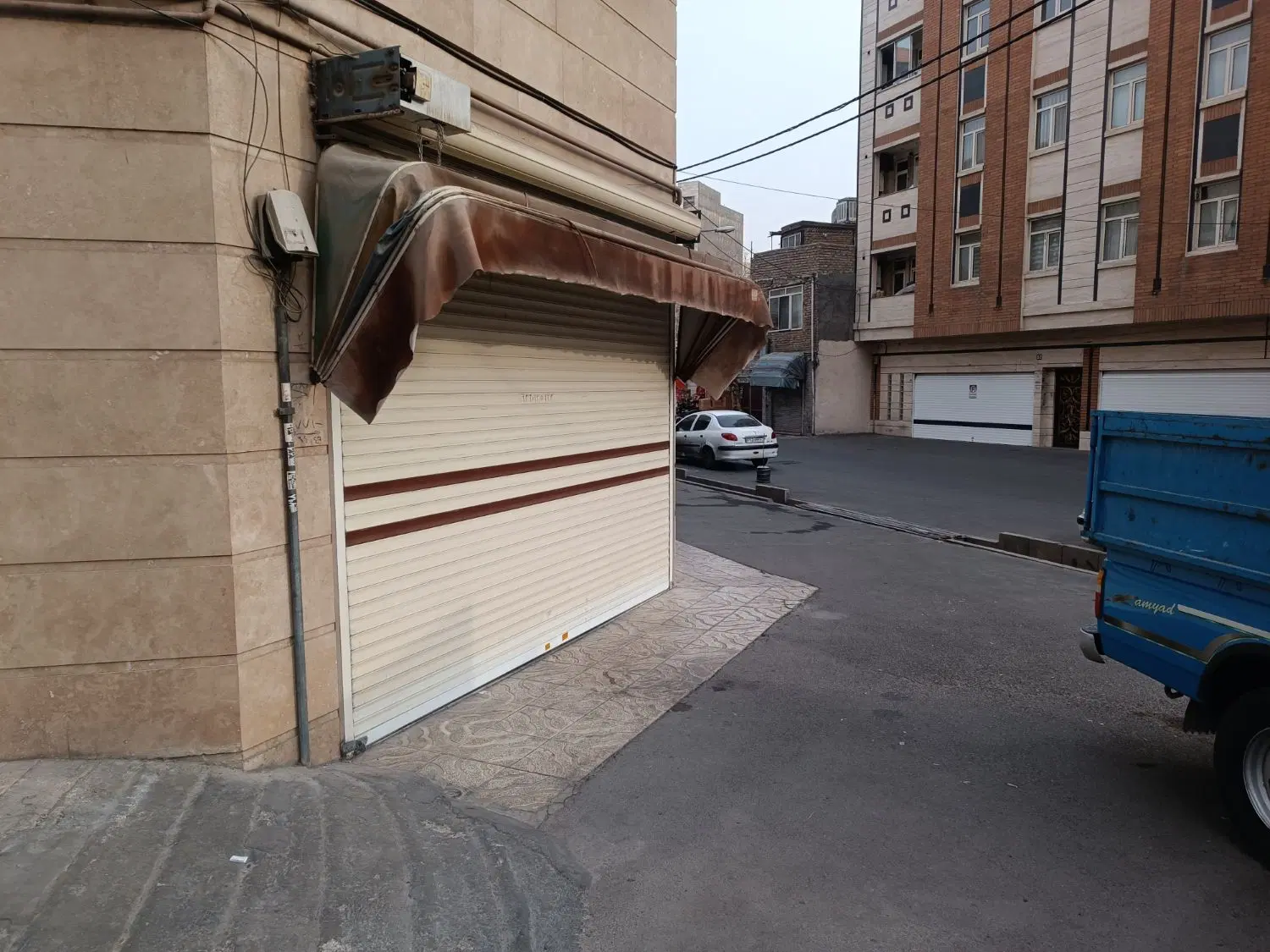 فروش یک واحد تجاری ۱۵ مترمربع