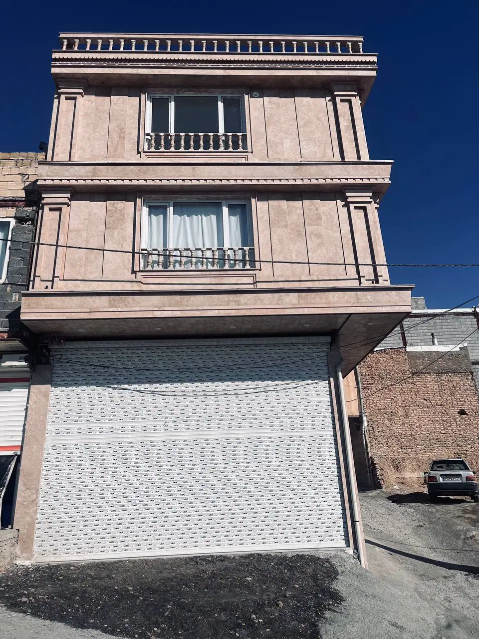 خانه اجاره ای میدان نبوت