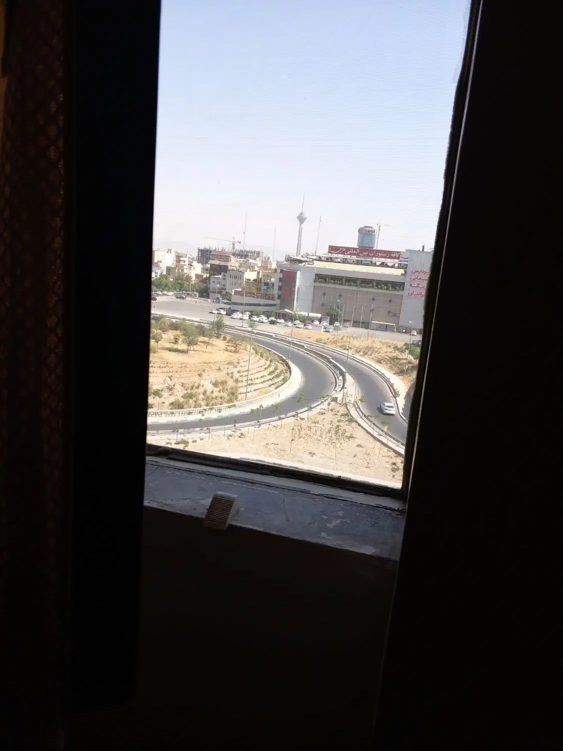 فروش آپارتمان ۸۵ متری سعادت اباد
