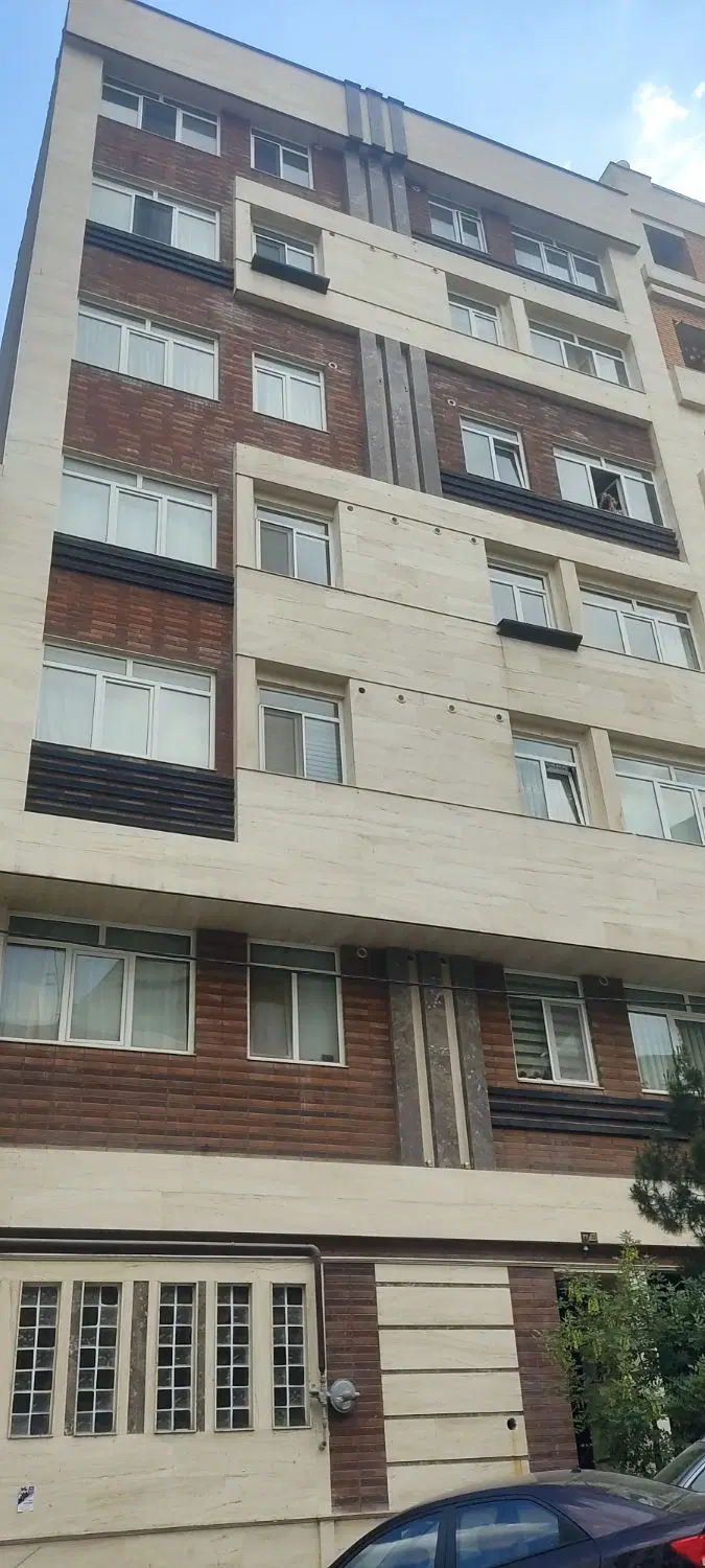 زمین تجاری روبروی پارک مشاهیر