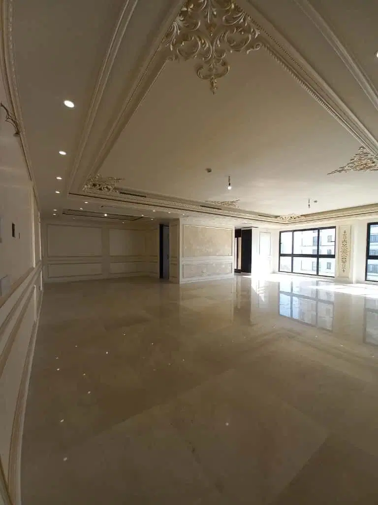 آپارتمان ۲۵۰ متر_ سه خواب_فول مشاعات_تاپ لوکیشن