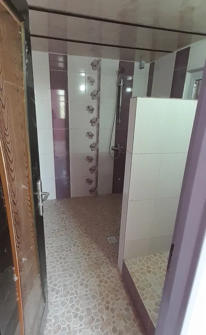 ویلایی دربست