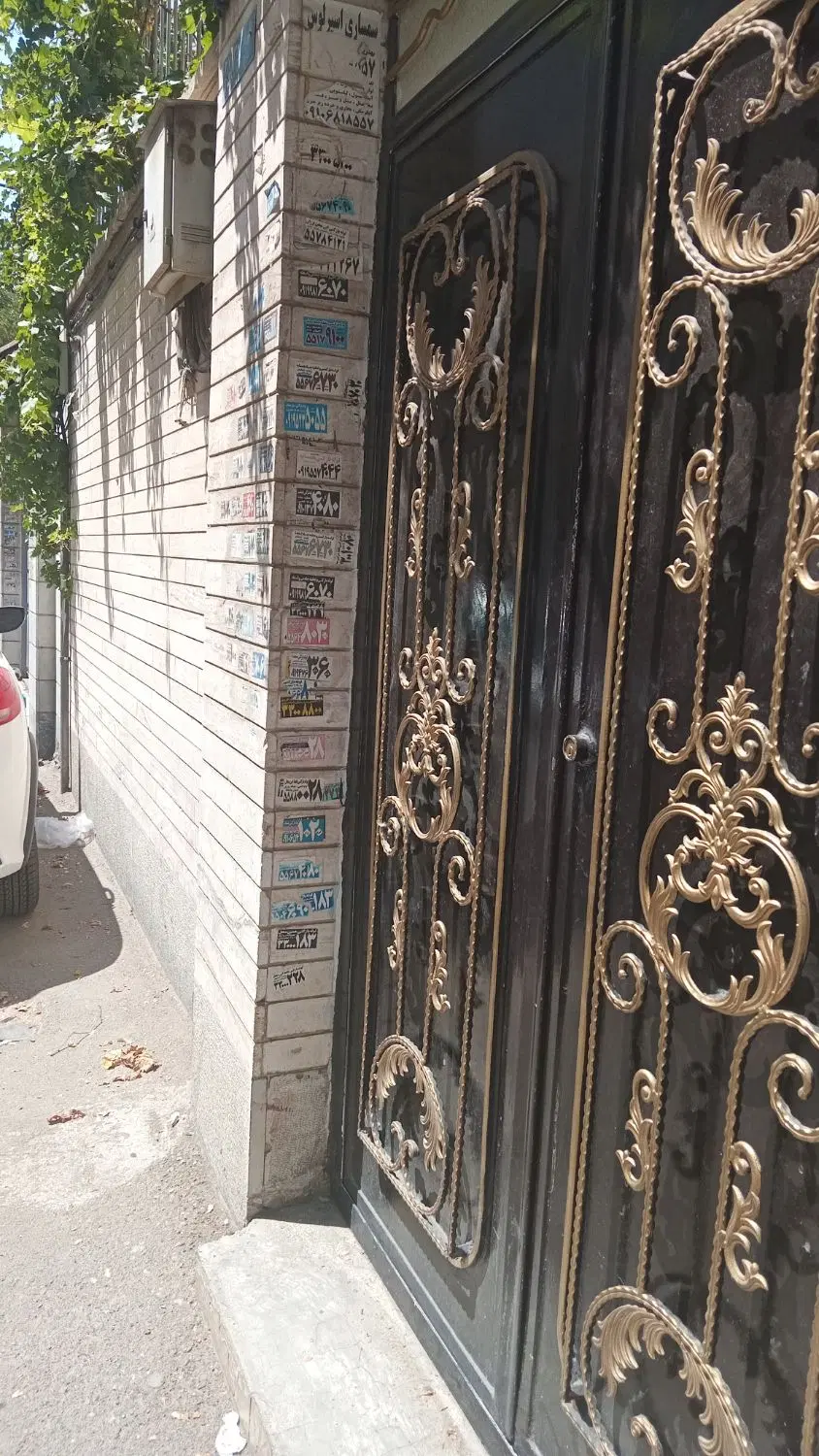 حیاط ۴ طبقه ۴ سرویس کامل دربستی
