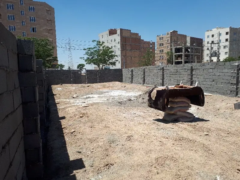 چهار دیواری بر 45 متری