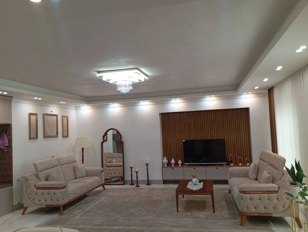 واحد ۶۶ متری دوخوابه فول امکانات