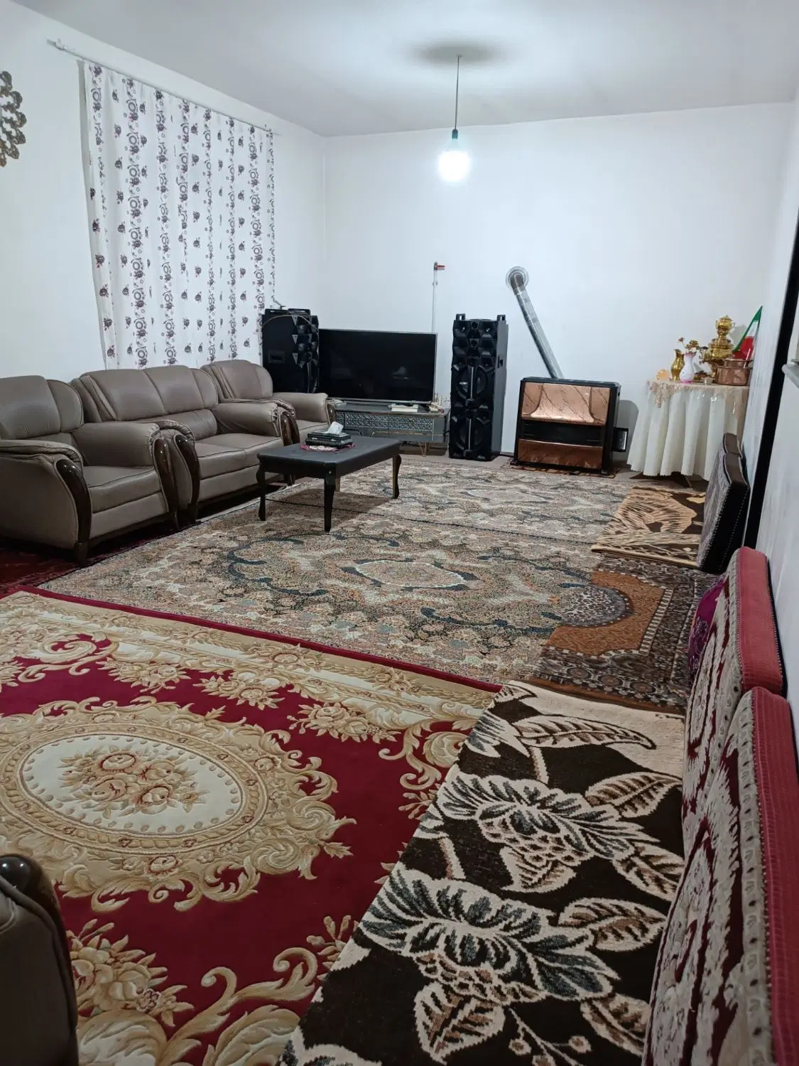 خانه در انقلاب بهمن اباد