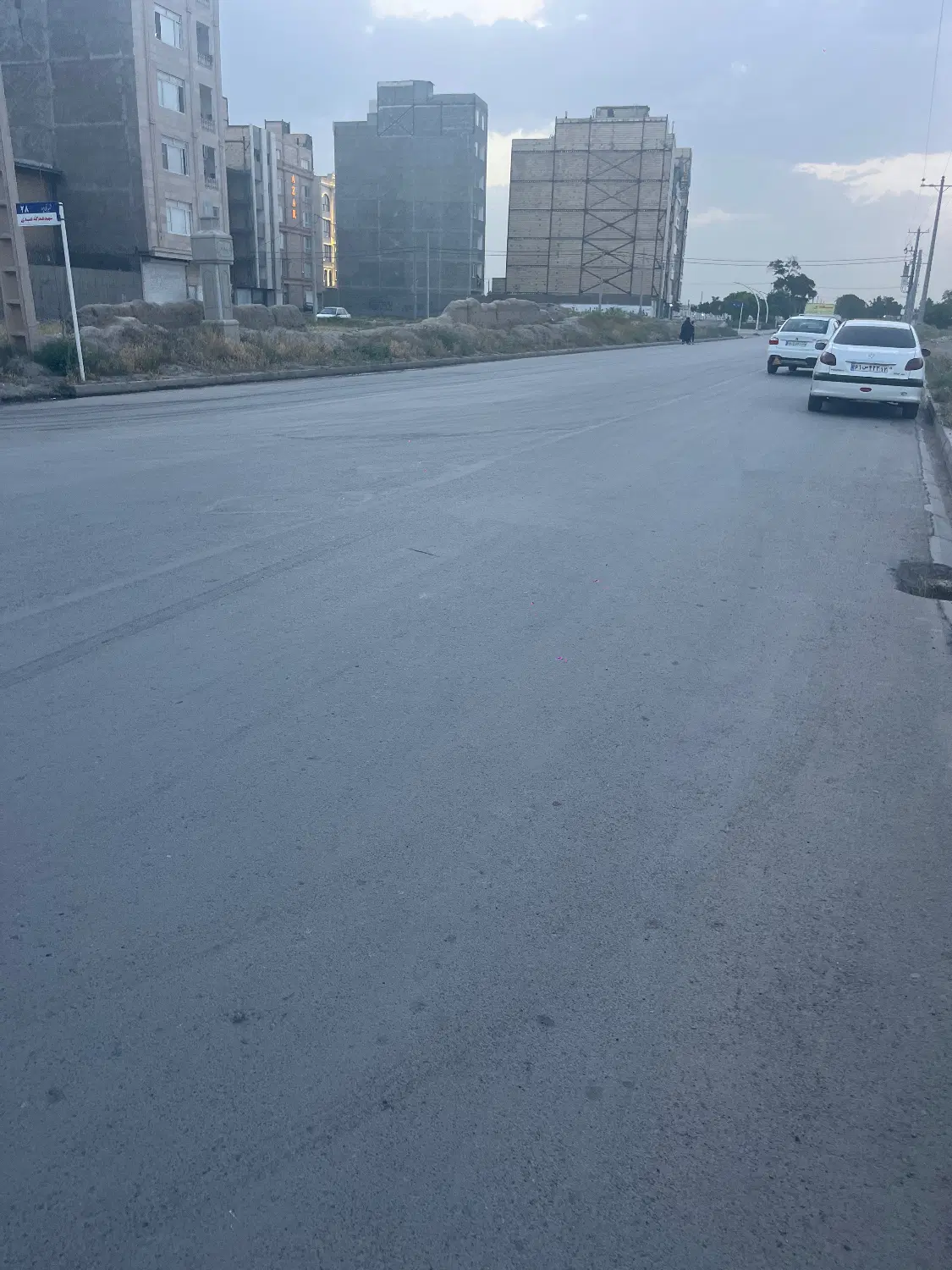 زمین پروژه افتاب سر دونبش خیابان۱۵و۳۵متری