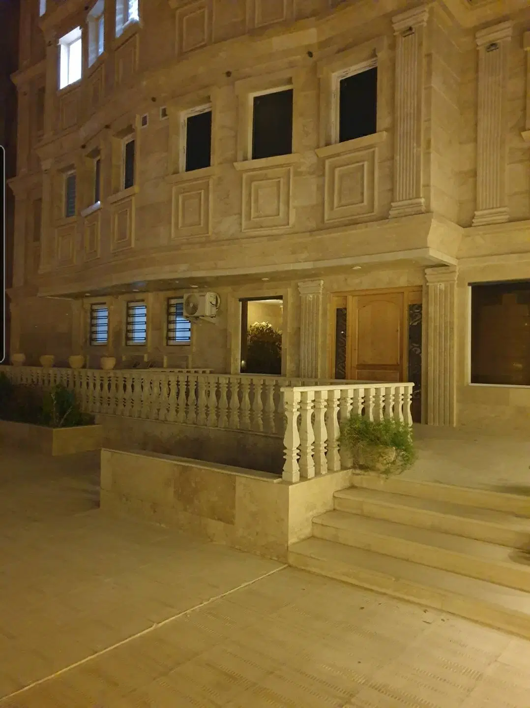 رهن و اجاره آپارتمان صدرا