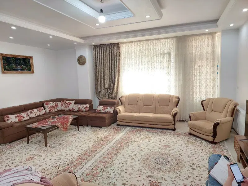 (( آپارتمان شیک و تمیز ابتدای مطهری فرد ))