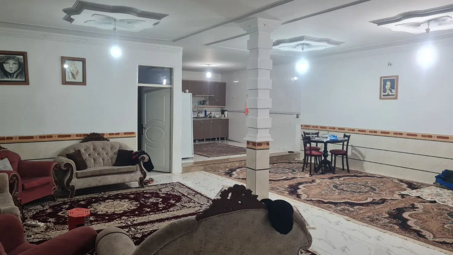 خانه ویلایی داخل بافت نجم اباد