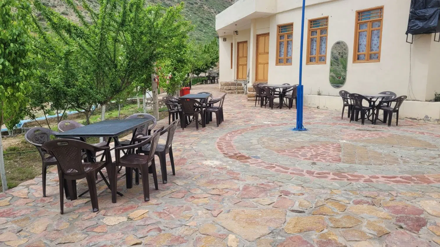 بومگردی خانه خشتی،قلجق