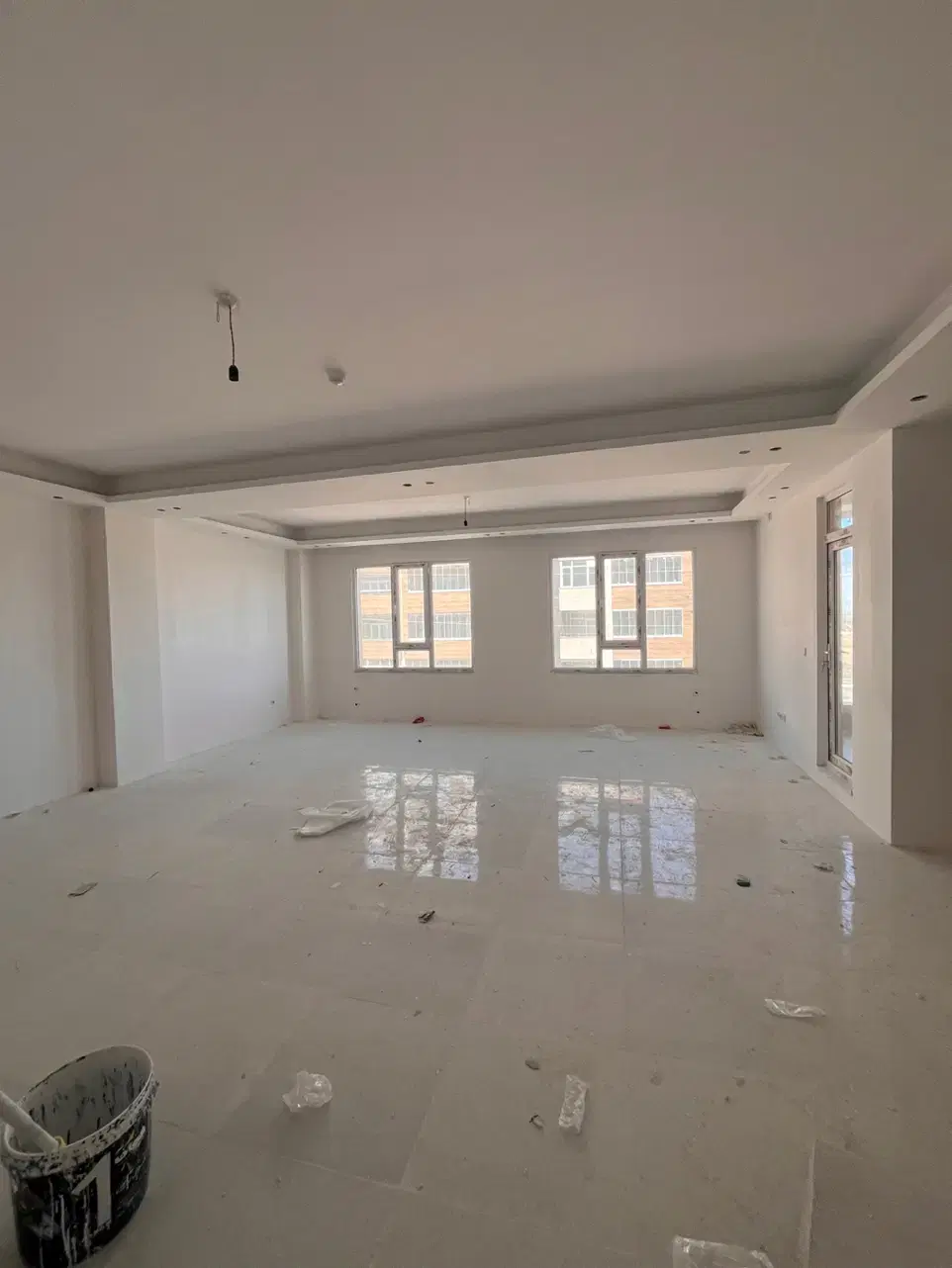 اپارتمان۱۳۰متر‌تک‌واحد‌