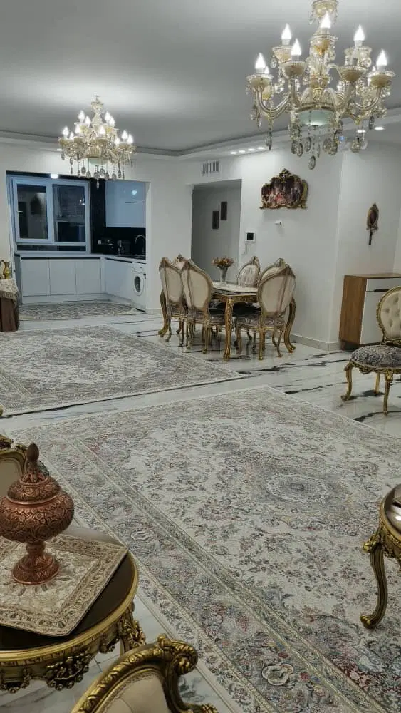 ۱۳۵متر (۱۱۴متر با ۲۰متر حیات اختصاصی)تک واحدی