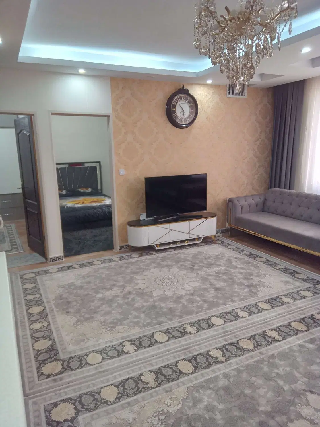 ۷۲ متر ۲ خواب  سند تک برگ  باغستان غربی