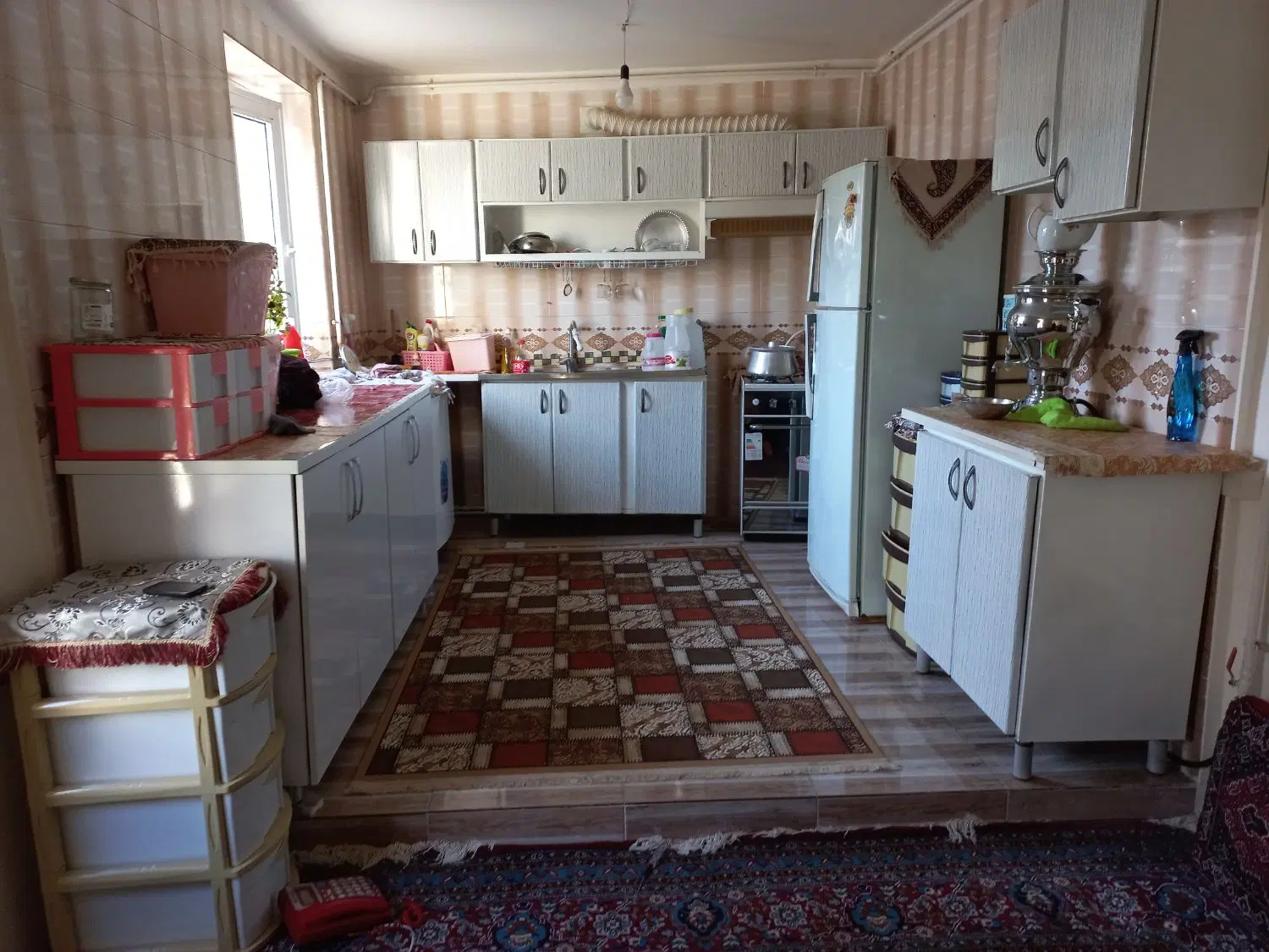 خانه ی اجاره ای باباریز