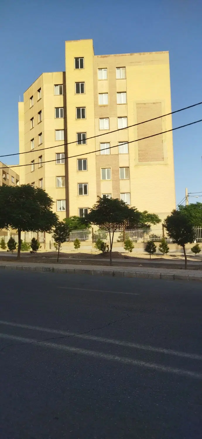 فاز چهار شمال شیش طبقه سه واحدی