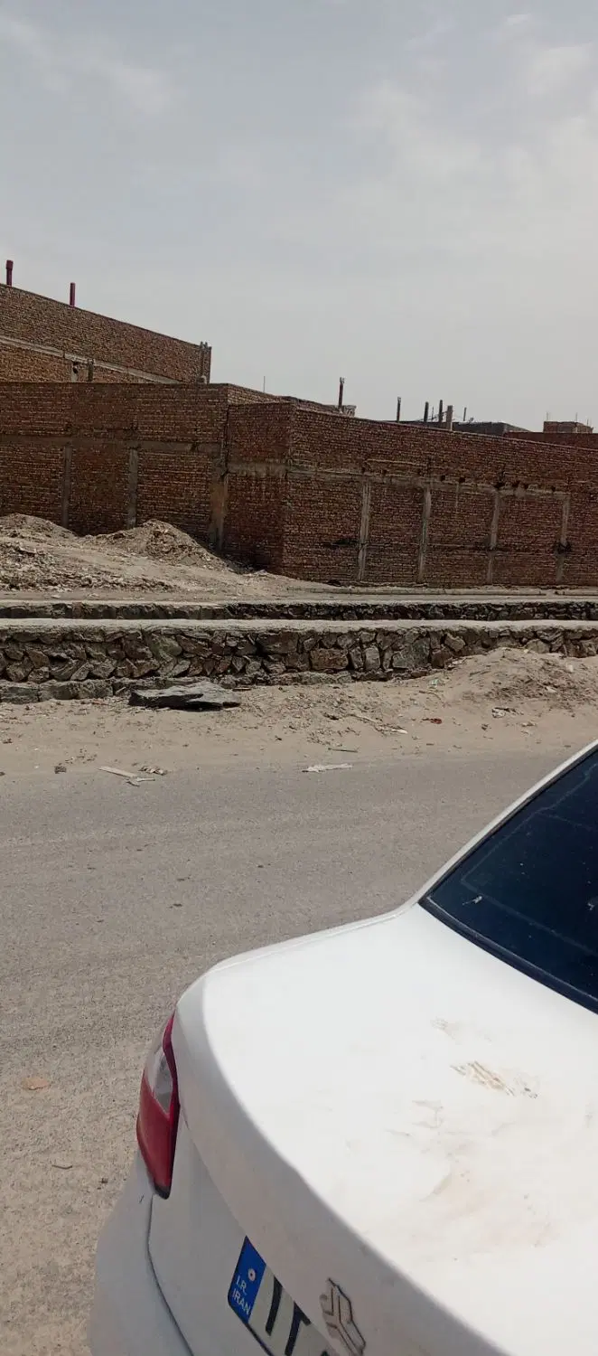 زمین 200متری اخر پیربخش