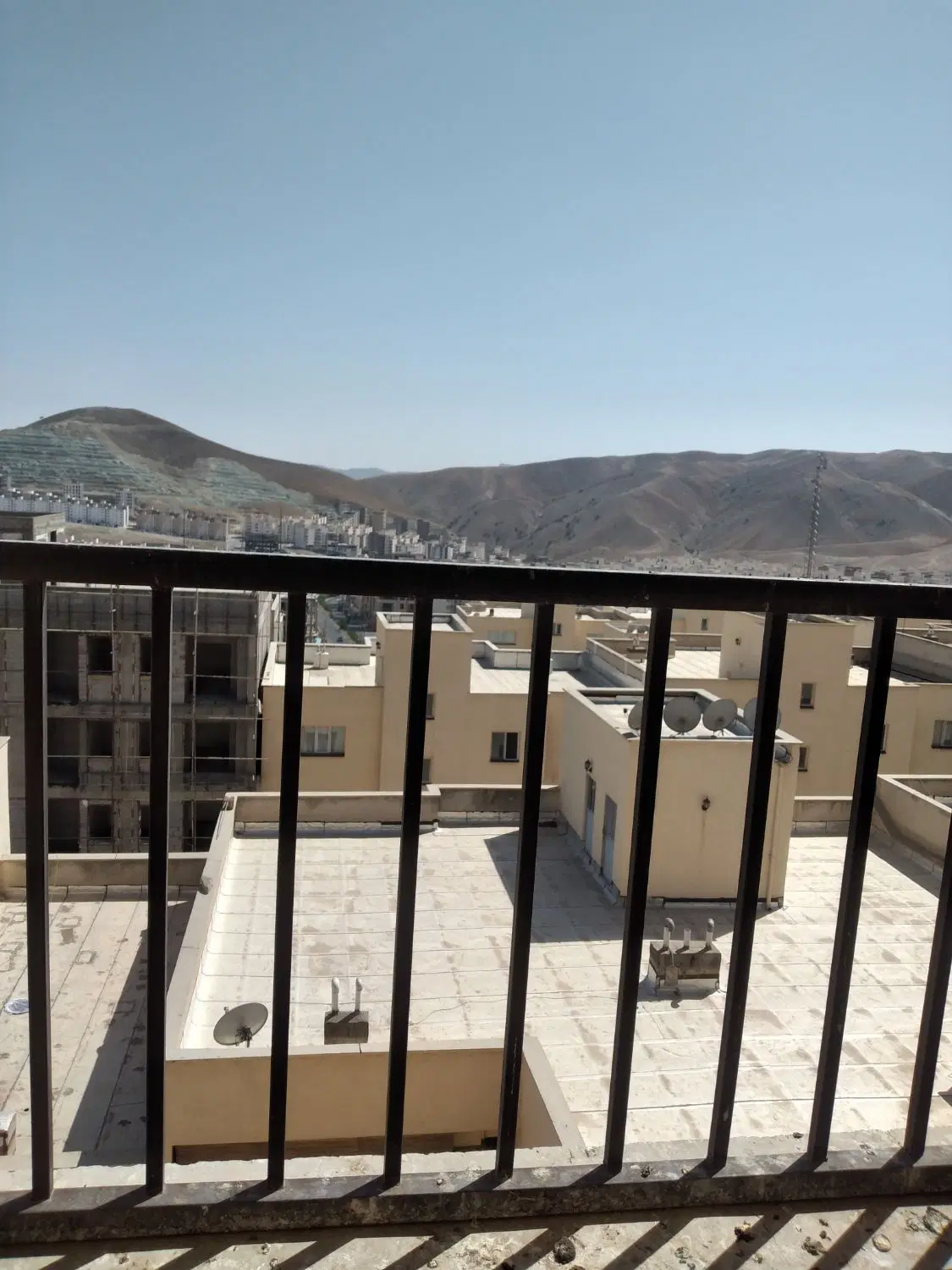 پردیس فاز۸ نیمه فول همه چی تسویه ویودار بدون مشرف