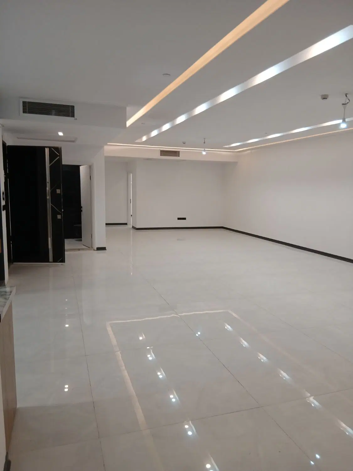 آپارتمان ۹۸ متری نزدیک حرم