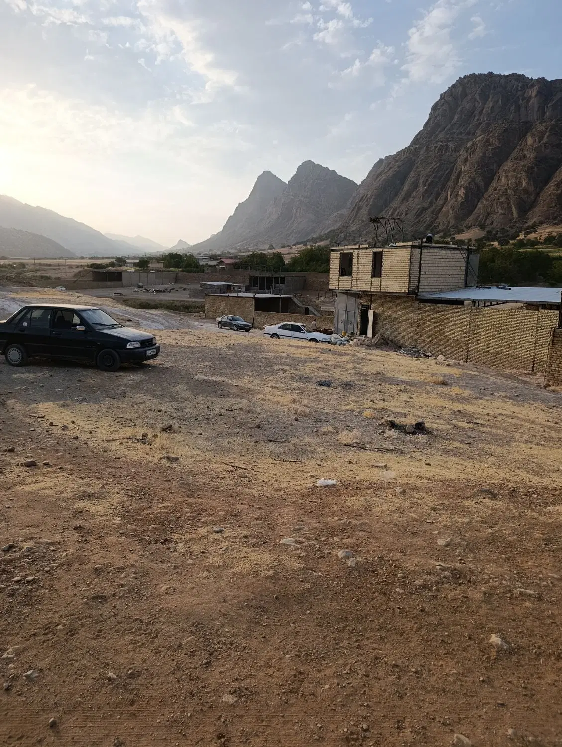 یک قطعه زمین در قلعه سنگی 522