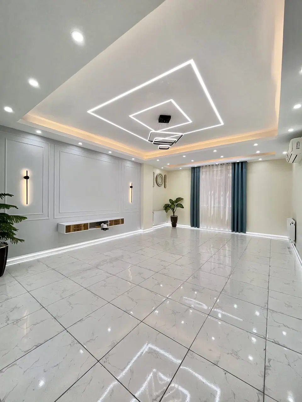 ۷۵متر فول دیزاین _ تاپ لوکیشن _ آفتاب گیر