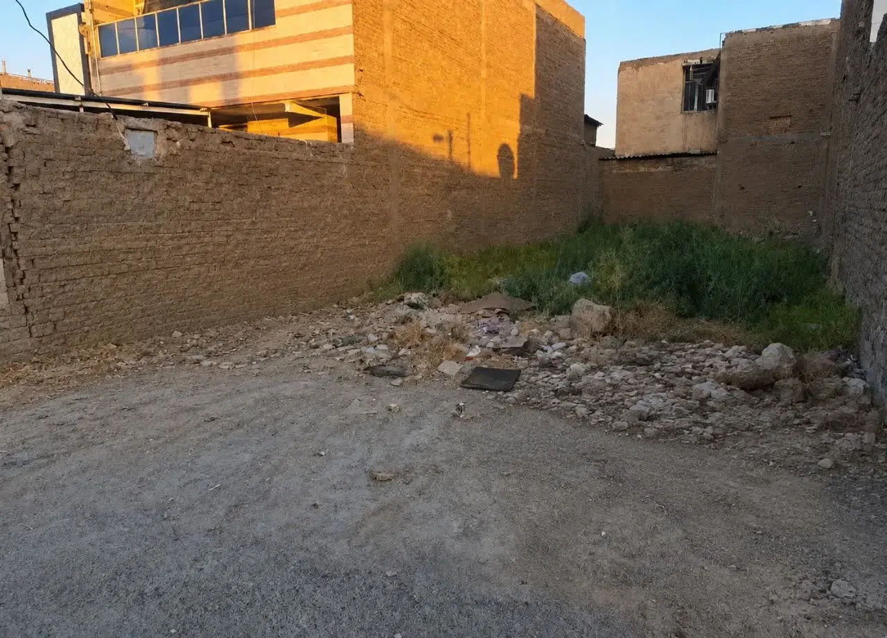 زمین پردیس جمال۴
