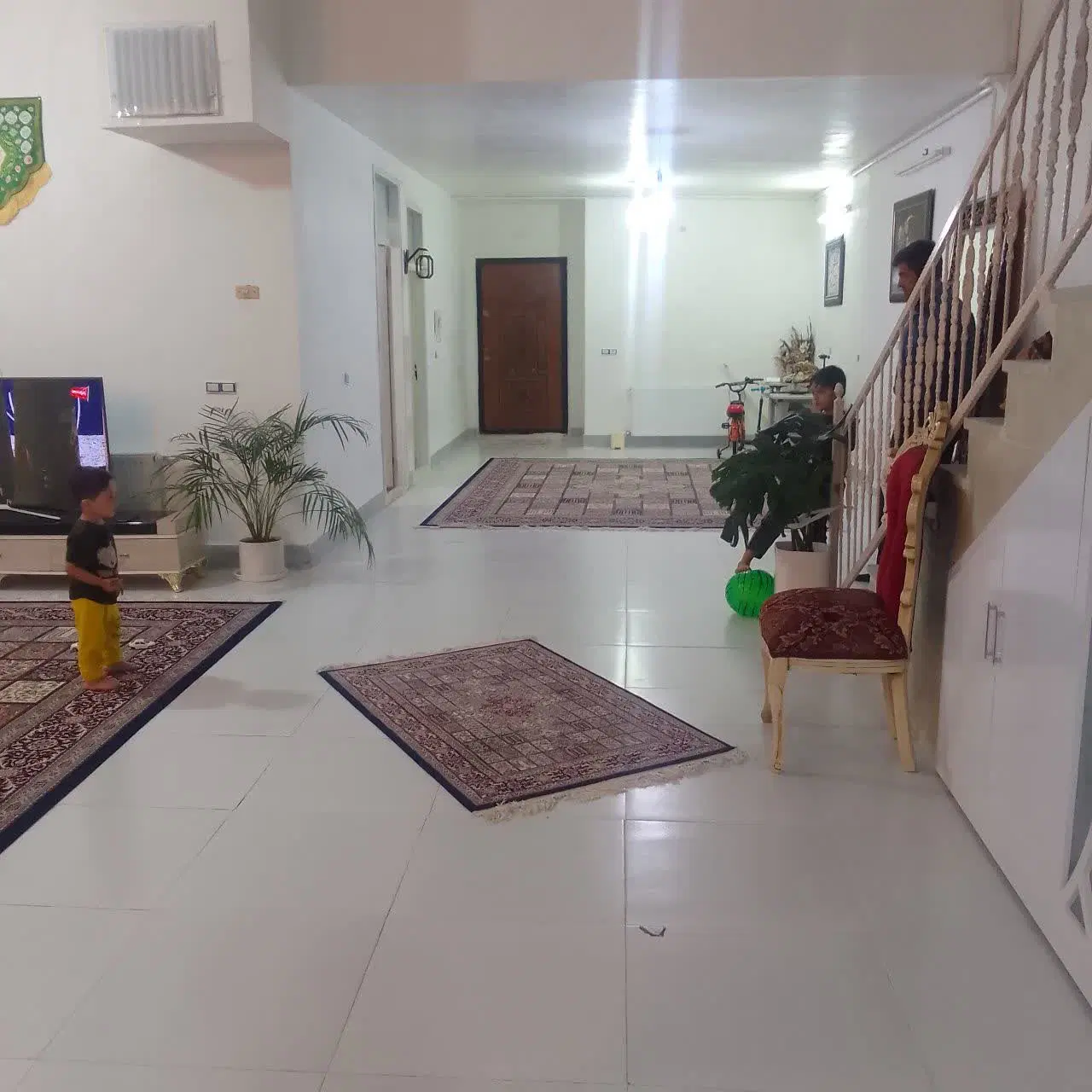 فروش منزل با 200 متر زیر بنا