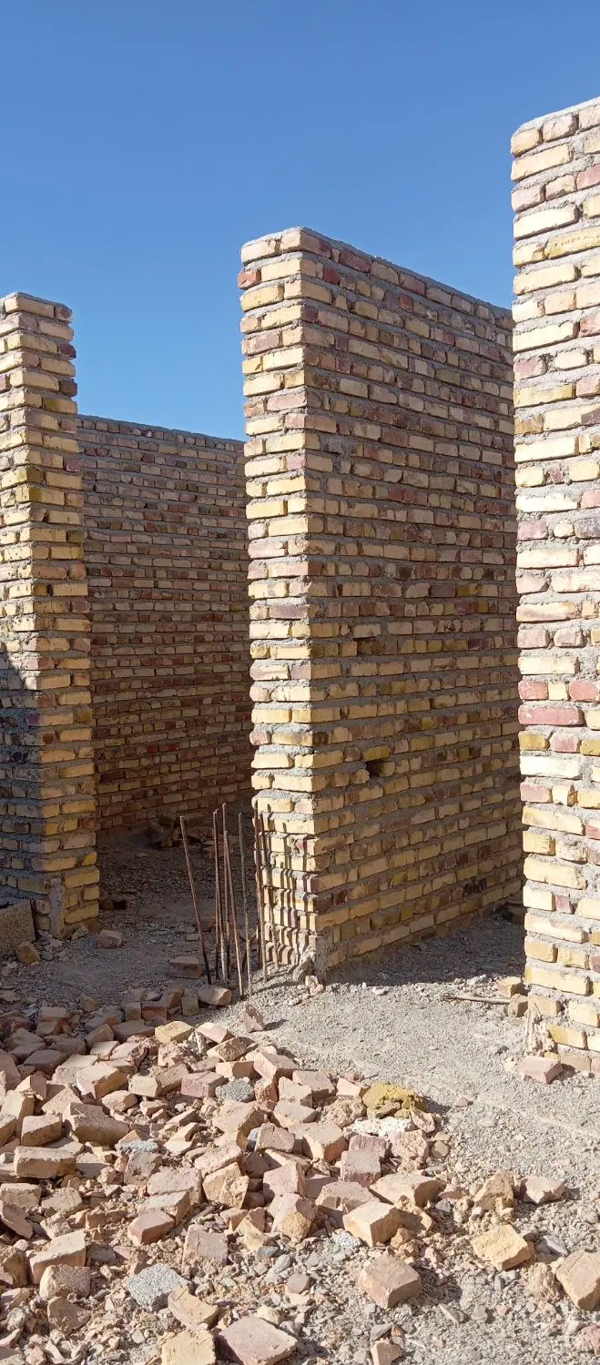 زمین فروشی